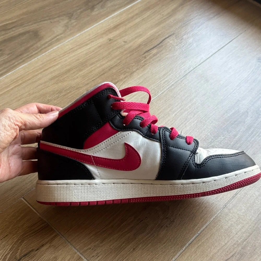 Nike Air Jordan 1 Mid Sneakers in Red, Black & White - Picture 4 of 8